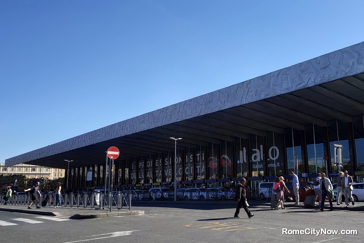 Piazza dei Cinquecento, Termini Station in Rome