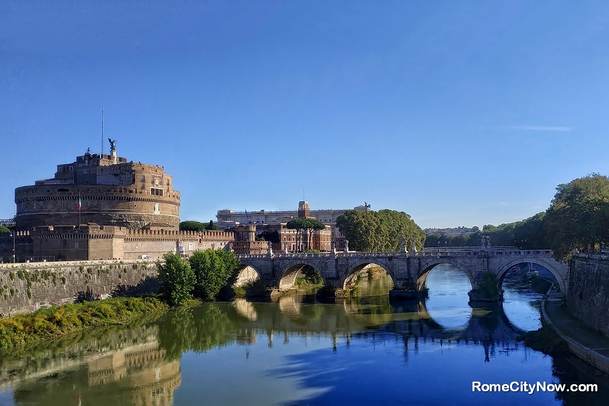 Ponte Sant'Angelo in Rome