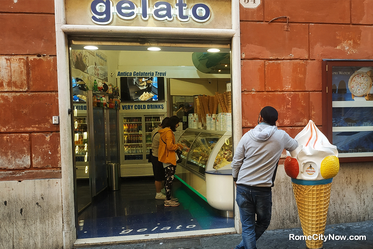 Via del Lavatore in Rome