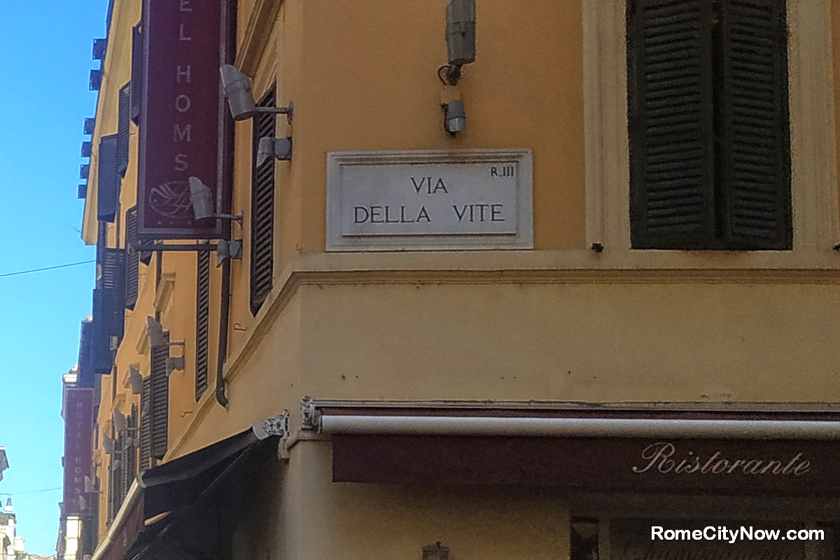 Via della Vite in Rome