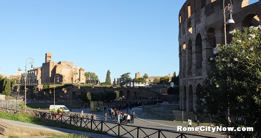 Colosseum, Queue in the morning